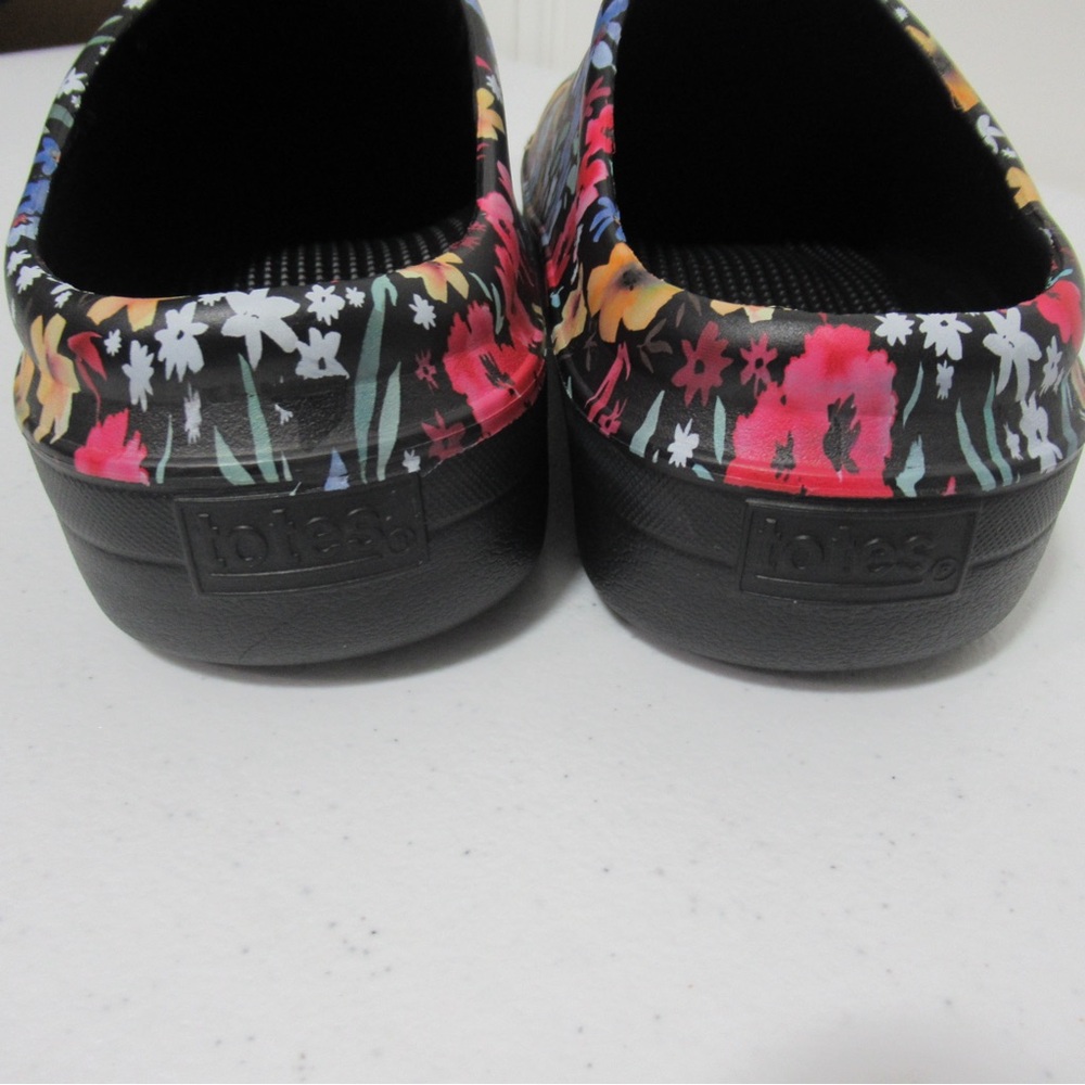 Totes Everywear Floral Clogs Garden Floral Size 8 - Picture 7 of 12